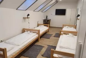 Bed and Breakfast Breier Farm   Tanya Panzió