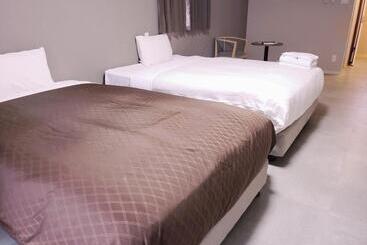 Aparthotel Mr.kinjo 宮古島アパラギリゾートⅰ