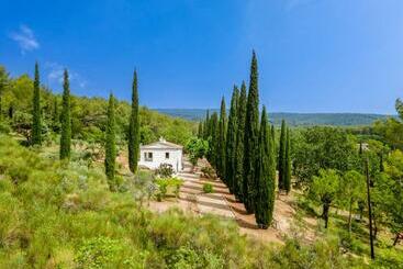 بنسيون Le Clos Celine