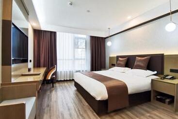 فندق Gya Taizhou Jingjiang City South Century Plaza