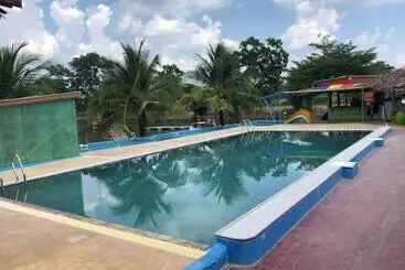 Mulberry Resort