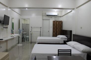 ユースホステル Residencia San Vicente   Pasay  Budget