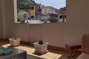 ペンション G&g Holidays