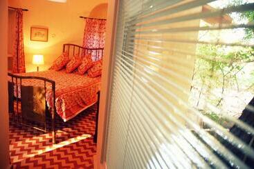 Resort Bijay Niwas Palace