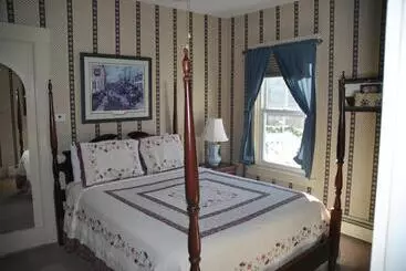 Bed and Breakfast Echo Lake Inn