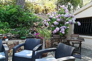 בית מלון כפרי Auberge Ferayola