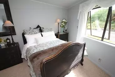 Bed and Breakfast Doolan S Country Retreat  Adults Only