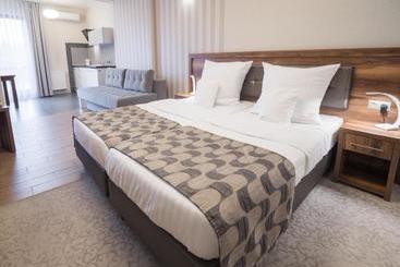 Huoneistohotelli Miodowa