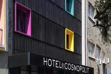 هتل Cosmopolit