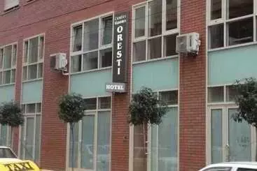 Otel Oresti Center