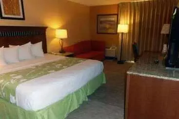 فندق Quality Inn & Suites Fort Collins