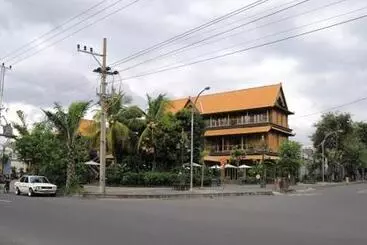 Omah Sinten Heritage Hotel & Resto