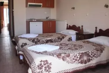 Stella Apartments & Studios