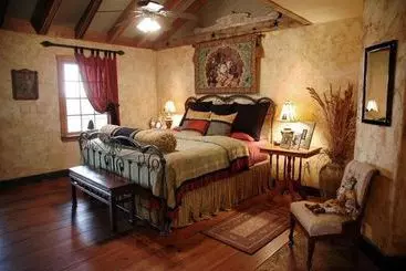 Cats Meow Bed & Breakfast