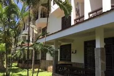 Hotel Baobab Holiday Resort