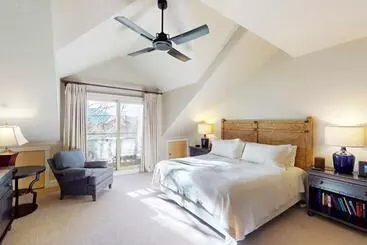 Hotell Blue Mesa Lodge 23c By Avantstay Functional Ski In/ski Out Studio W/ Balcony In Great Location!