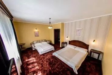 ホテル The Elite   Oradea S Legendary