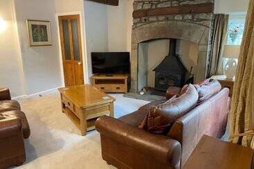 膳宿费 Ashfield House