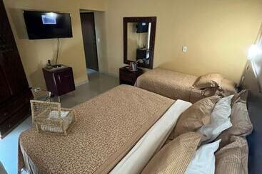 Pension (Hôtel basse catégorie) Pousada Luna