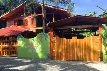 Physis Caribbean Bed & Breakfast