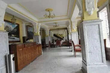 Отель The New Castle