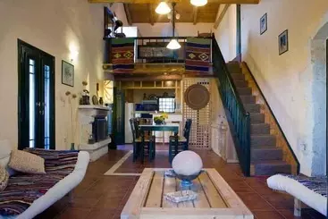 מלון דירות Kastellos Village Agathes Houses