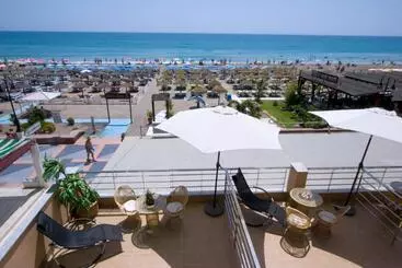 ツーリストアパートメント Carihuela Beach Apartamentos