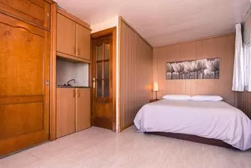 Turistihuoneistot Carihuela Beach Apartamentos