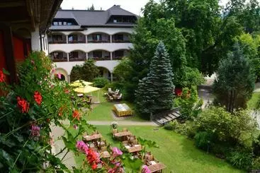 Hotel Mittagskogel