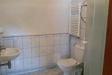 فندق Ośrodek Delfin