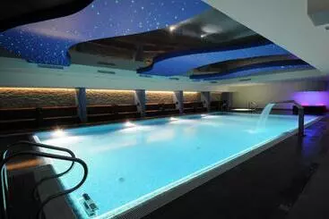 فندق Ośrodek Delfin