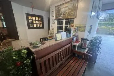 Appart'hotel Iris House Resort