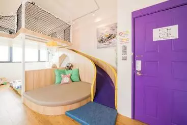 تختخواب و صبحانه Wind Natural Parent Child Inn