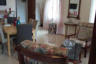 Bed & Breakfast Les Antigones