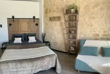 Majatalo L Inarretable Studio Independant