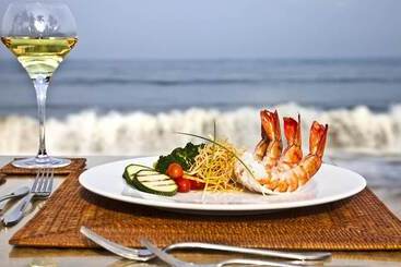 בית מלון כפרי Carnoustie Beach Resort & Ayurveda Spa