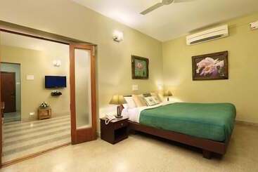 Hotel Hanu Reddy Residences Poes Garden