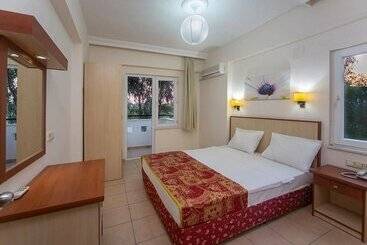 Irem Garden Hotel & Apartments