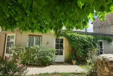 Aamiaismajoitus (B&B) Le Clos Du Coteau