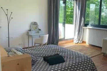 ペンション Chambre Spacieuse Tt Confort Avc Parking Au Calme