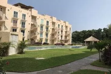 ツーリストアパートメント Book House Marina Diamante