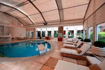 Hotel Village Le Canton