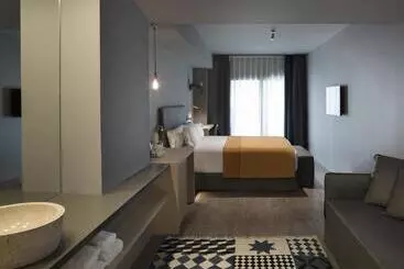 هتل Yurbban Trafalgar