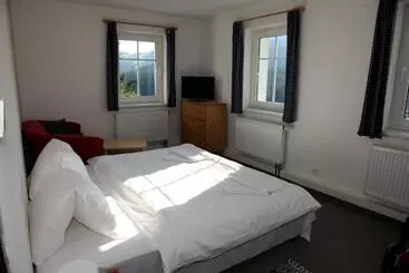 Majatalo Penzion Pod Lesem