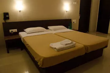 شقة 14 Square Powai Atharva