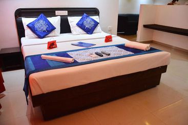 Отель Oyo Rooms Court Circle