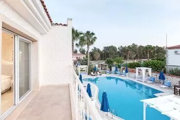 Hotel Alaroof