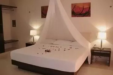 فندق Luna D  Miel Suites