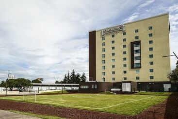 هتل آپارتمان Staybridge Suites Puebla, An Ihg
