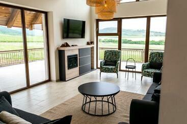 צימר Somos Panzió